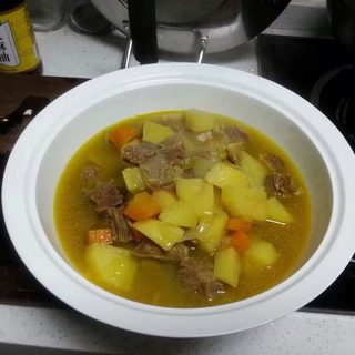 牛肉炖土豆