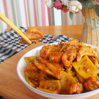 排骨鸭掌烧苦瓜