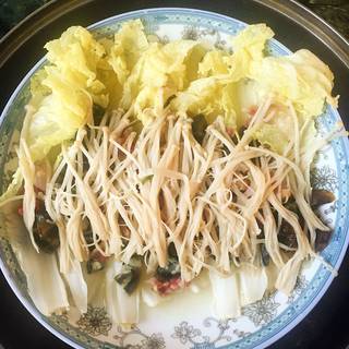 皮蛋金针菇娃娃菜